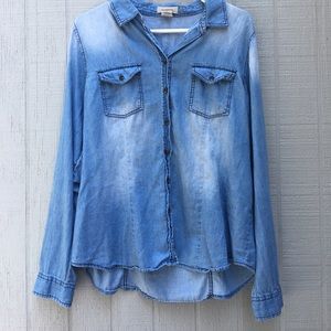Woman’s Chambray